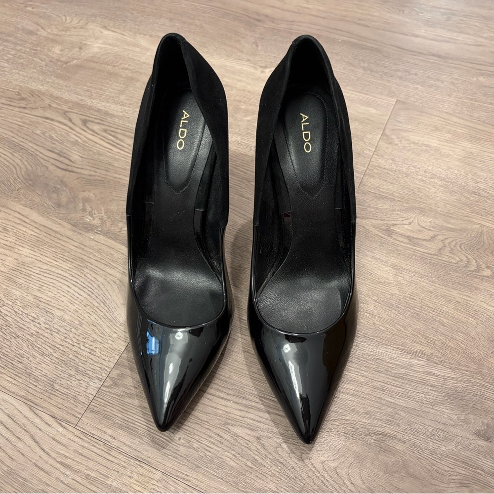 Aldo Stessy White Shoe Box